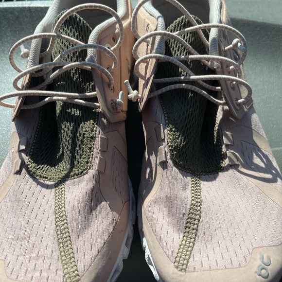 On Women's Athletic Shoes - Pink and White - Picture 5 of 10